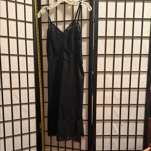 Vintage Vanity Fair Black Lace Chemise 34 A